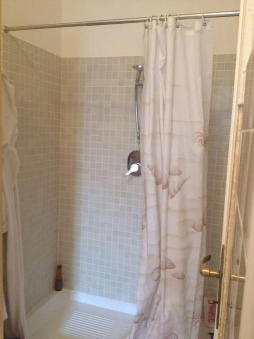Appartement Accogliente Trilocale In Gran Madre à Turin Extérieur photo